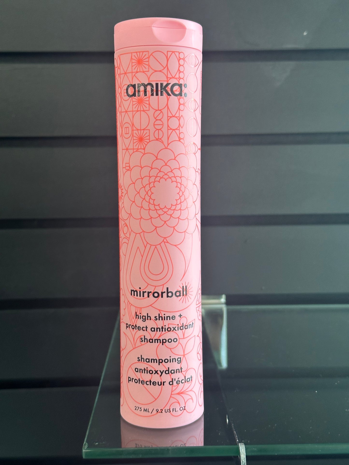 Amika: High Shine* Protect Antioxidant Shampoo