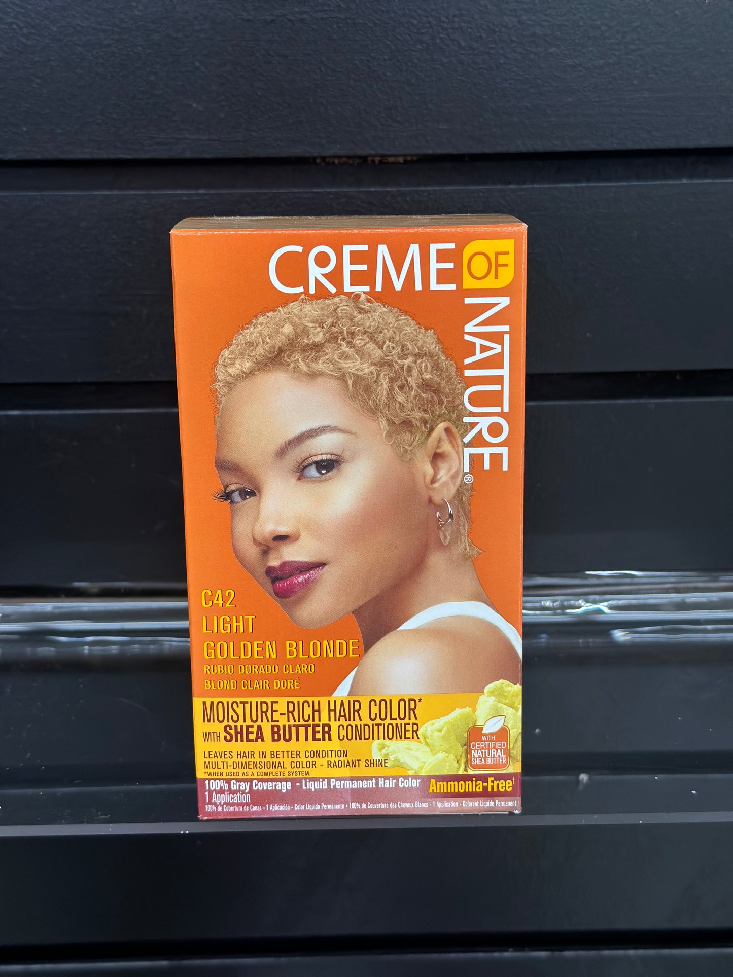 Creme Of Nature  C42 Light Golden Blonde